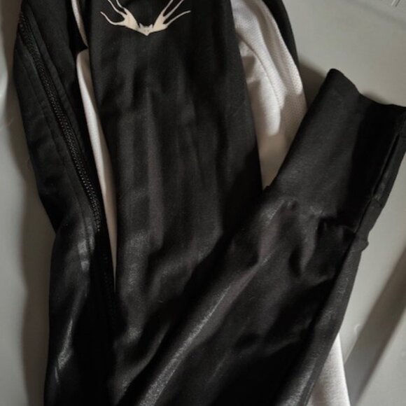 Disney Tim Burton's Zip Long Sleeve M Nightmare Goth Halloween Colorblock Street - Picture 4 of 10